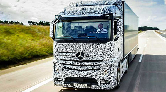 MercedezBenz_Truck_1