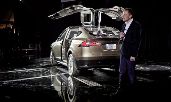 Elon-Musk-Tesla-Model-X
