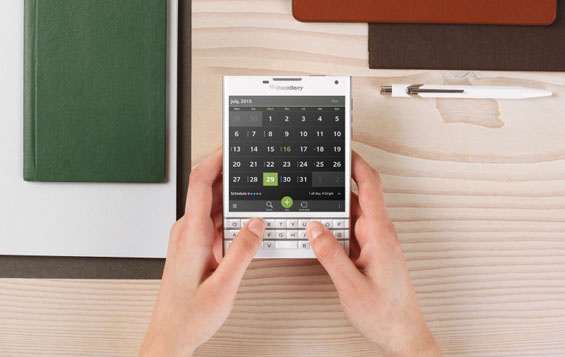 Blackberry_Passport_1