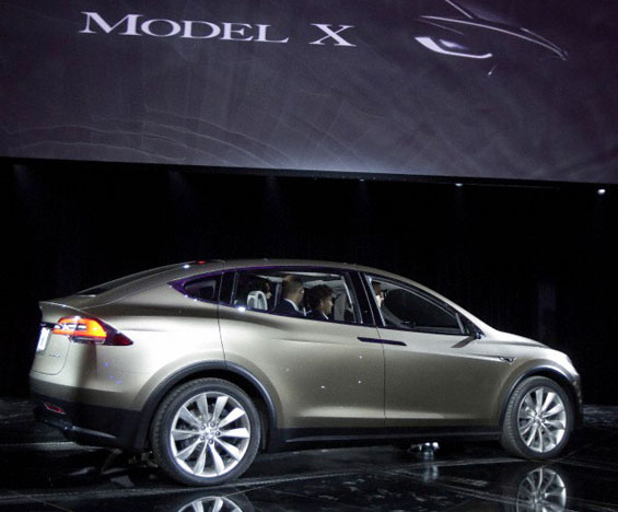 Tesla_ModelX_1