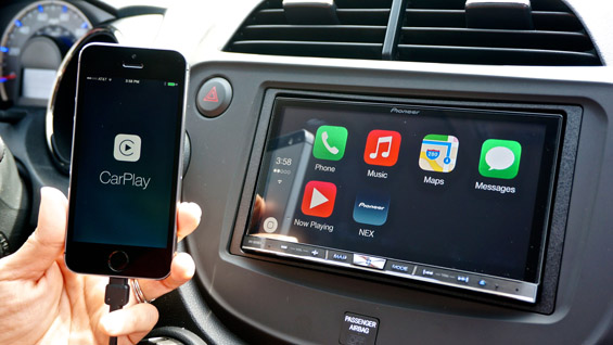 Apple-car-play-phone