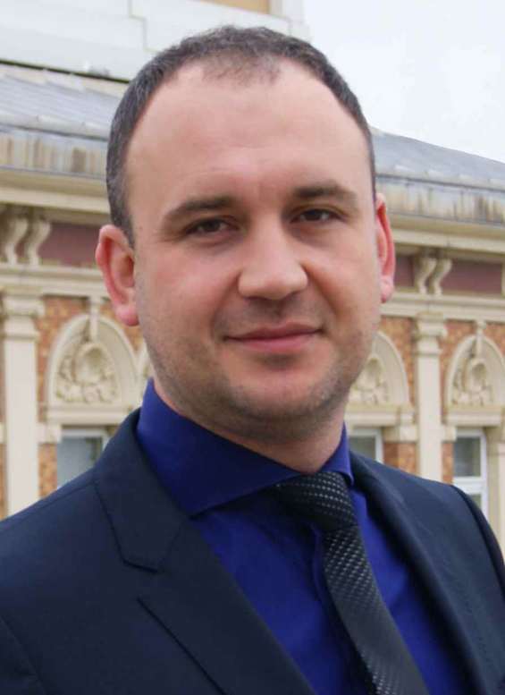 Дмитрий Танюхин