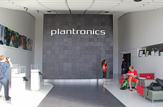 Plantronics_9
